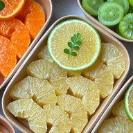 FruitFits.bkk ผลไม้สดปอกพร้อมทาน2- ถนนเอกชัย