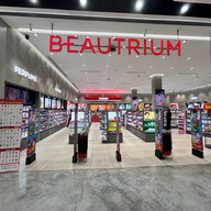 บรรยากาศ Makro Lotus Mall