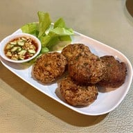 อิ่มเพลิน สวนผึ้ง