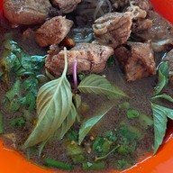 เมนูของร้าน ก๋วยเตี๋ยวเรือแสนอร่อย