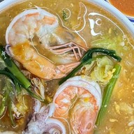 สุกี้กวางตุ้งเจ้าเก่าแม่สาย แม่สาย