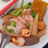 ก๋วยเตี๋ยวนายอ้วนเย็นตาโฟบะเต็งเสาชิงช้า เสาชิงช้า