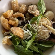 เมนูของร้าน ก๋วยเตี๋ยวเรือแสนอร่อย