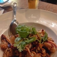 Falls in Love Coffee-Bar & Restaurant (ฟอลส์ อิน เลิฟ) @ เกษตร-นวมินทร์ (ตอม่อ 245) เกษตร-นวมินทร์