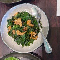 คั่วกลิ้ง+ผักสด สุรวงศ์