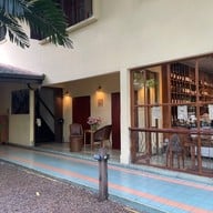 พริกหยวก Prik-Yuak Thai Cuisine พญาไท