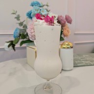 Ve Der Va Cafe & Bakery