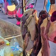 ร้านลาบแม่อุทัย