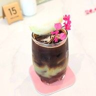 Ve Der Va Cafe & Bakery