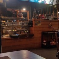 Falls in Love Coffee-Bar & Restaurant (ฟอลส์ อิน เลิฟ) @ เกษตร-นวมินทร์ (ตอม่อ 245) เกษตร-นวมินทร์