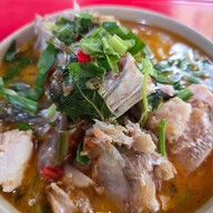 ต้มยำหัวปลาริมคลองบางซื่อ คลองบางซื่อสะพานควาย