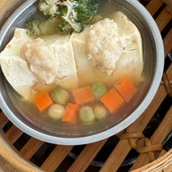 โกจู คาเฟ่ แพไม้ 1