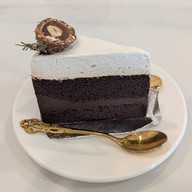 Ve Der Va Cafe & Bakery