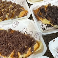 Serious Coffee & Bakery – กาแฟ ครอฟเฟิล ขนมปังปิ้ง (ซอยบุญอยู่)