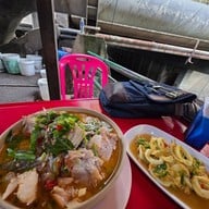 ต้มยำหัวปลาริมคลองบางซื่อ คลองบางซื่อสะพานควาย