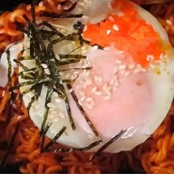 มาม่าเกาหลีห่อไข่