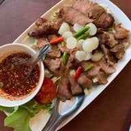 ระเบียงริมน้ำ เพชรบุรี