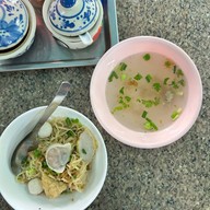 เมนูของร้าน ลิ้มเหล่าโหงว เชียงใหม่