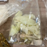 ข้าวนึ่ง-ไก่ทอดเที่ยงคืน กำแพงดิน