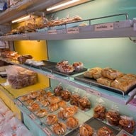 Victory Bakery ตลาดลาดปลาเค้า