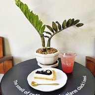 Purr cafe coffee ซอยศรีอุดม