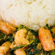 ข้าวกระเพราผัดพริกสด