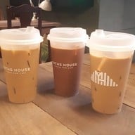 เมนูของร้าน MATHS HOUSE