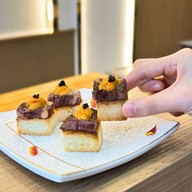 Queen of rolls Queen of rolls