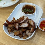 คอหมูย่างคุณยาย -