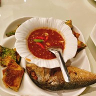 เมนูของร้าน สวนกุหลาบ ซอยอารีย์