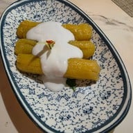 เมนูของร้าน เรือนต้น มณเฑียร สุรวงศ์