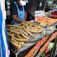 บรรยากาศ กาดหน้ามอ
