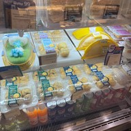 Bellinee's Bake & Brew Amorini รามอินทรา