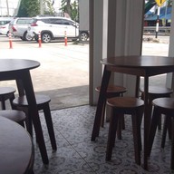 บรรยากาศ มรกตสยาม หวานเย็นสูตรโบราณ สนามบินน้ำ