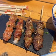 กินลาบ อีสานกายะ บางแสน