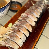 กินลาบ อีสานกายะ บางแสน