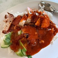 เมนูของร้าน ข้าวหมูแดง 100 ปี นายกี่