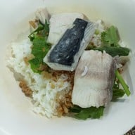 เมนูของร้าน ข้าวต้มปลาอินทรีเจ๊พัช