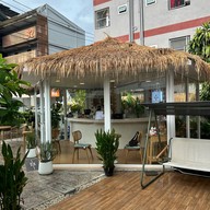 Eri House Thai Massage & Cafe