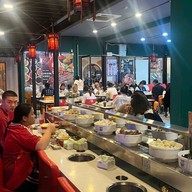 สามก๊กสุกี้ บ็อกซ์เปส รัชโยธิน