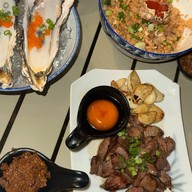 กินลาบ อีสานกายะ บางแสน