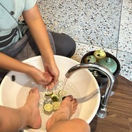 Eri House Thai Massage & Cafe