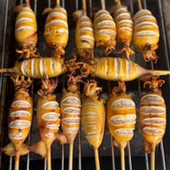 หมึกย่างกะพรุนน้ำจิ้มรสเด็ด