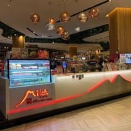 หน้าร้าน Milch Japan Cheesecake พารากอน