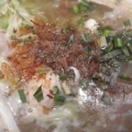 คุณแดงก๋วยจั๊บญวน พระอาทิตย์