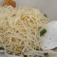 เมนูของร้าน นายฮวด ก๋วยเตี๋ยวลูกชิ้นปลา ทำเอง ซอยพญานาค