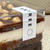 Entree Coffee & Brunch บางรัก