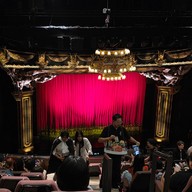 บรรยากาศ เมืองไทยรัชดาลัยเ เธียเตอร์