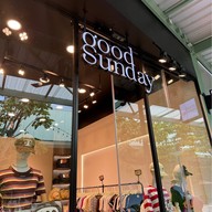 Good Sunday Market place theprak