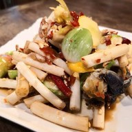 ส้มตำในซอย